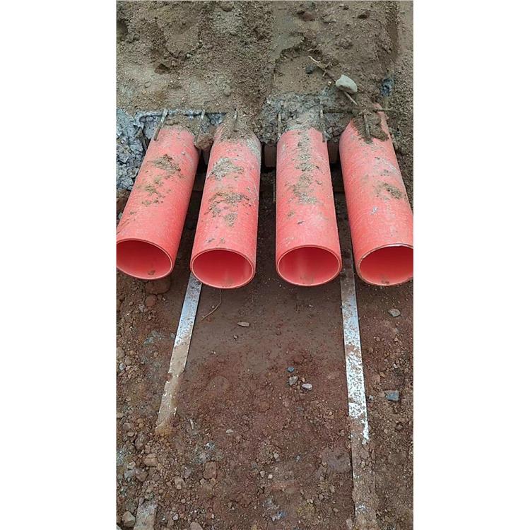 Cable trench and pipe-laying construction in Liangping District; underground pipeline construction