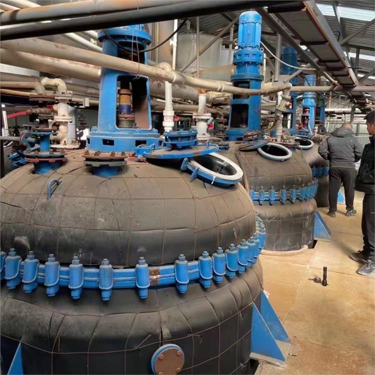 Second-hand enameled reaction kettles from Zhejiang—vertical multi-functional reaction equipment