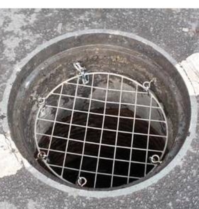Huizhou Customized Polyethylene Manhole Covers with Anti-Fall Nets and Anti-Breakage Features