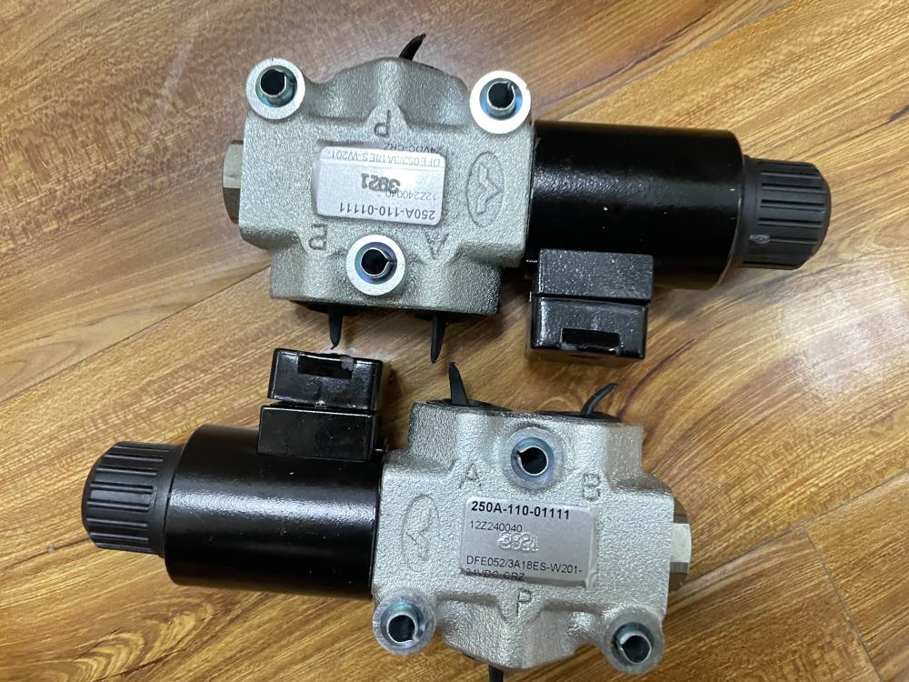 Walvoil Solenoid Valves, Hydraulic Components for Construction Machinery Manufacturing DFE052/3A18ES